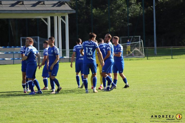 Klasa okręgowa: Zjednoczeni Zarów 1:3 (1:0) Zamek Kamieniec Zabkowicki