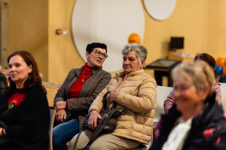 Wykład „Mikrobiom – poznaj swoich współlokatorów” w Strefie SOWA w Złotym Stoku