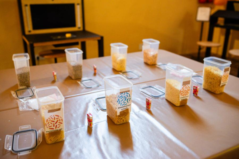 Wykład „Mikrobiom – poznaj swoich współlokatorów” w Strefie SOWA w Złotym Stoku