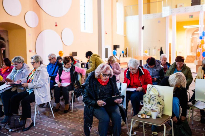 Wykład „Mikrobiom – poznaj swoich współlokatorów” w Strefie SOWA w Złotym Stoku