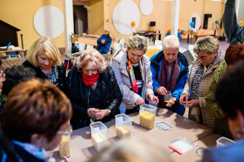 Wykład „Mikrobiom – poznaj swoich współlokatorów” w Strefie SOWA w Złotym Stoku