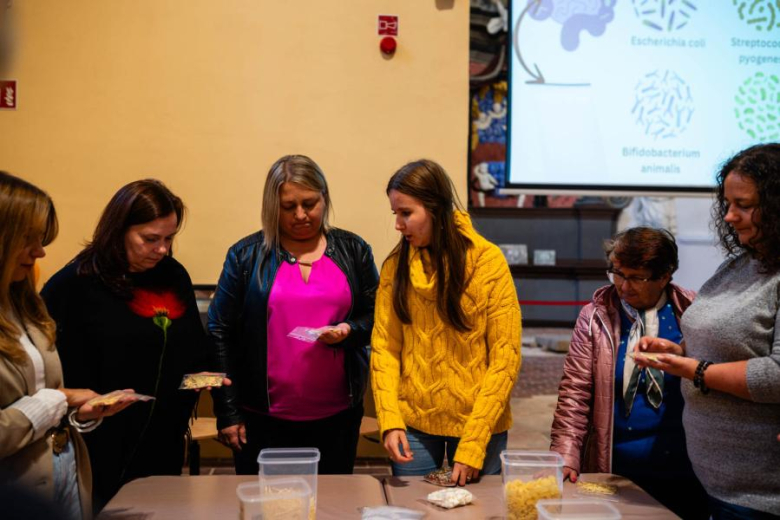 Wykład „Mikrobiom – poznaj swoich współlokatorów” w Strefie SOWA w Złotym Stoku