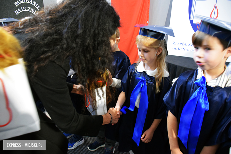 Uroczysty apel z okazji Dnia Edukacji Narodowej i pasowanie pierwszaków