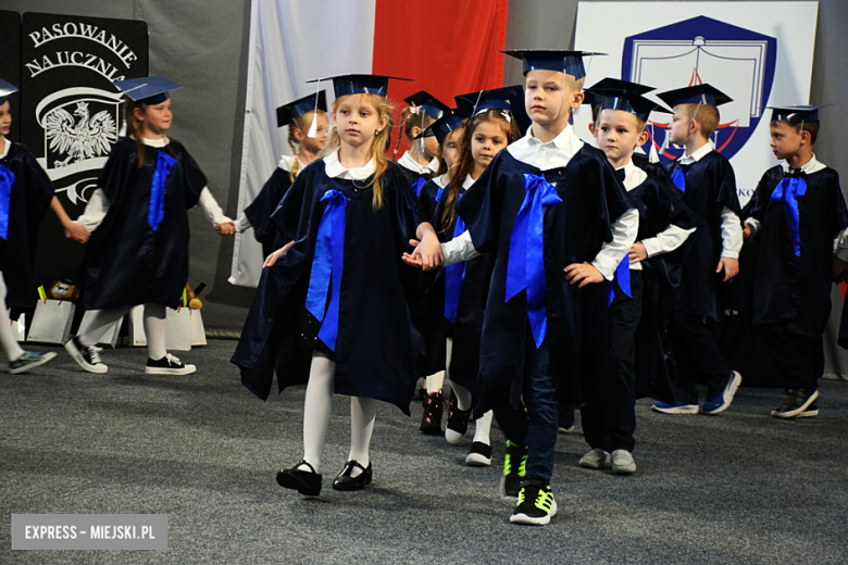 Uroczysty apel z okazji Dnia Edukacji Narodowej i pasowanie pierwszaków