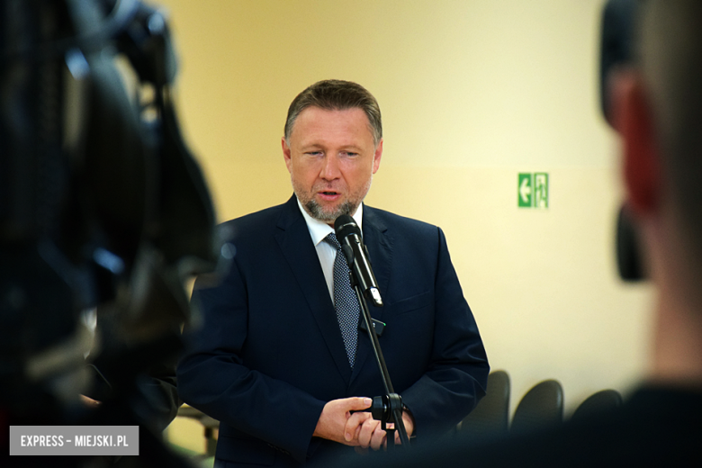 Uczniowie i przedszkolaki wrócili „do siebie”. Odnowiona szkoła oficjalnie otwarta po powodzi