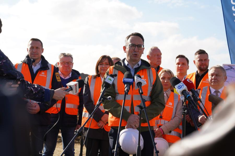 Ruszyła budowa pierwszego odcinka drogi ekspresowej S8 z Wrocławia w kierunku Kłodzka