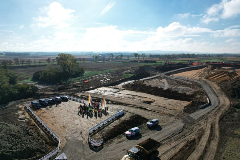 Ruszyła budowa pierwszego odcinka drogi ekspresowej S8 z Wrocławia w kierunku Kłodzka