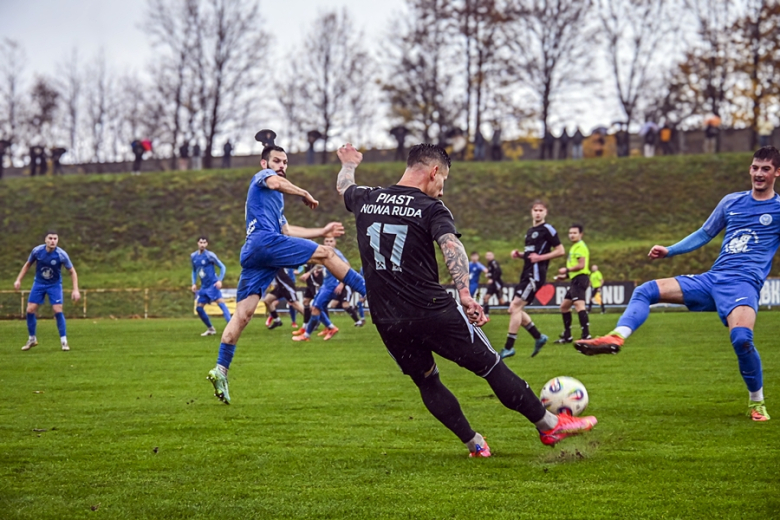 IV liga: Orzeł Ząbkowice Śląskie 4:0 (1:0) Piast Nowa Ruda