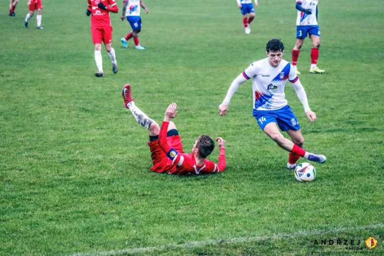 Klasa okręgowa: Zamek Kamieniec Ząbkowicki 2:1 (1:0) Włókniarz Głuszyca