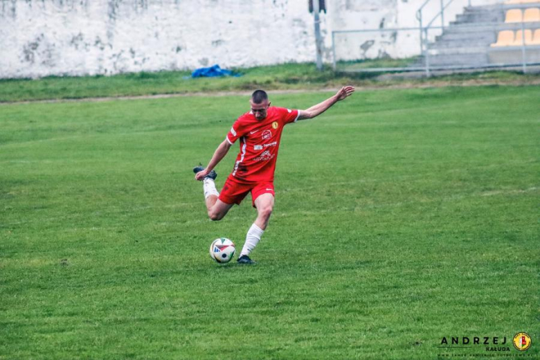 Klasa okręgowa: Zamek Kamieniec Ząbkowicki 2:1 (1:0) Włókniarz Głuszyca