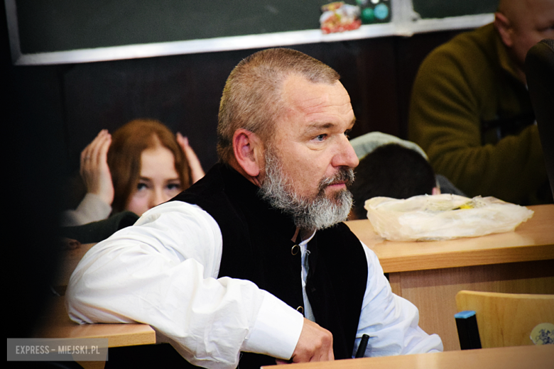 Jak zachować się w sytuacji ataku terrorystycznego? Szkolenie dla uczniów 