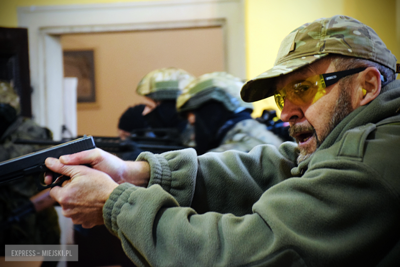 Jak zachować się w sytuacji ataku terrorystycznego? Szkolenie dla uczniów 