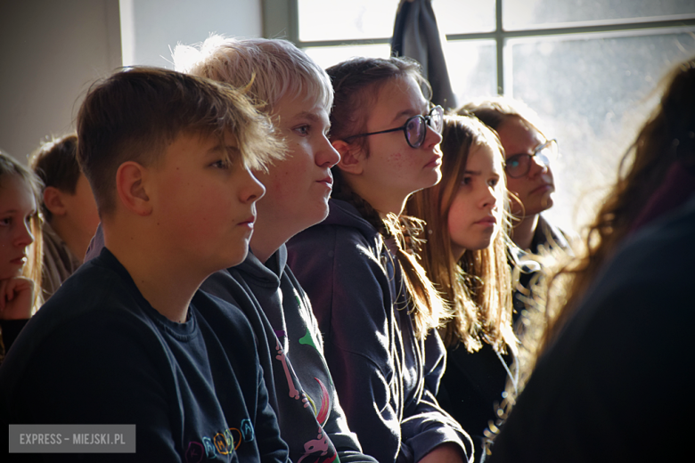 Jak zachować się w sytuacji ataku terrorystycznego? Szkolenie dla uczniów 