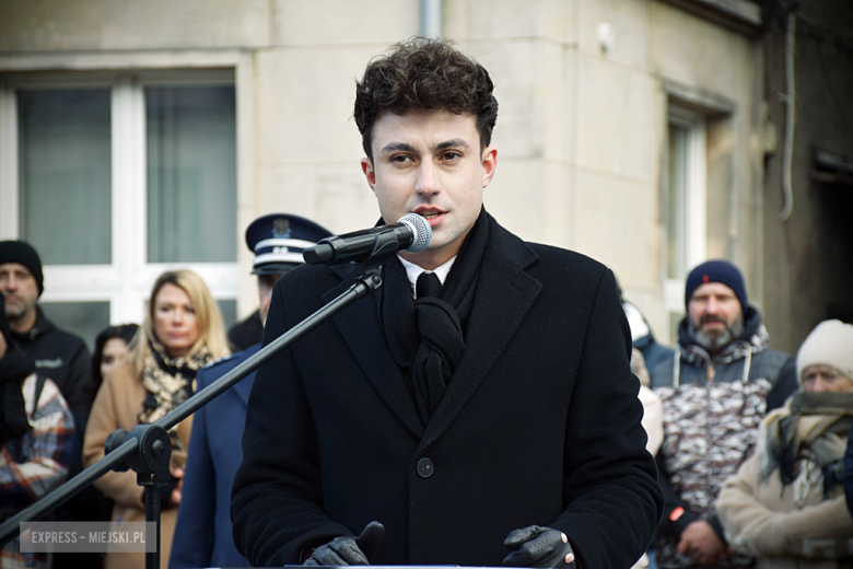 Uroczystość ślubowania kadetów klasy mundurowej w Zespole Szkół Ponadpodstawowych w Ziębicach