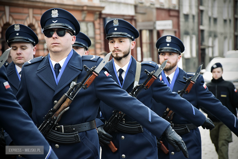 Uroczystość ślubowania kadetów klasy mundurowej w Zespole Szkół Ponadpodstawowych w Ziębicach