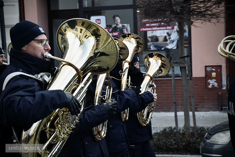 Uroczystość ślubowania kadetów klasy mundurowej w Zespole Szkół Ponadpodstawowych w Ziębicach