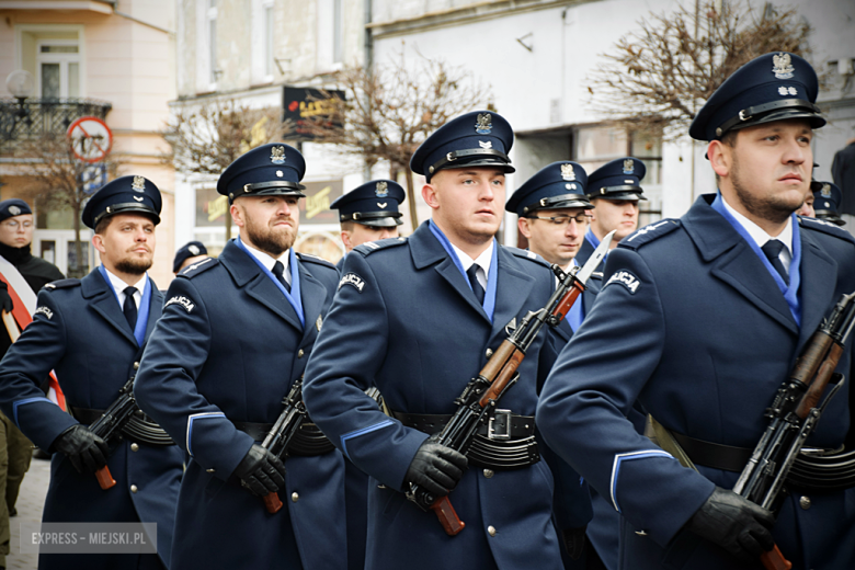 Uroczystość ślubowania kadetów klasy mundurowej w Zespole Szkół Ponadpodstawowych w Ziębicach