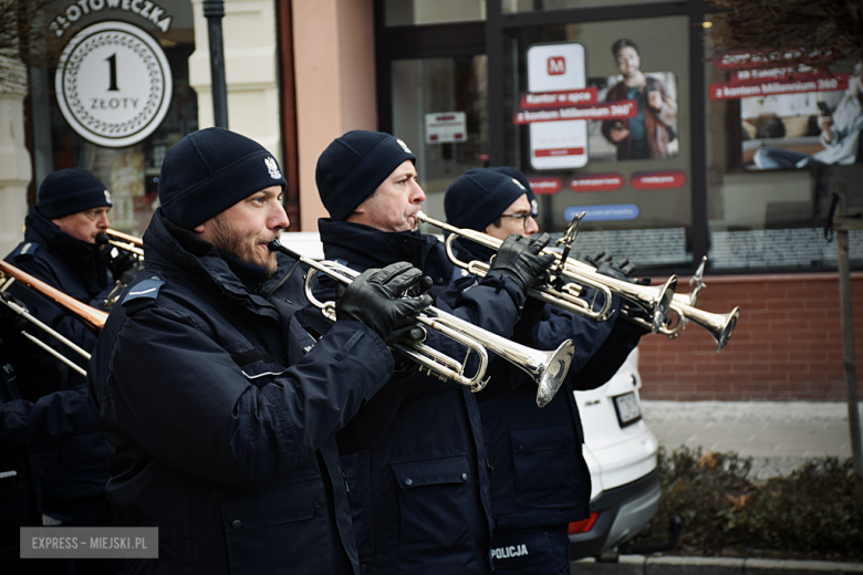 Uroczystość ślubowania kadetów klasy mundurowej w Zespole Szkół Ponadpodstawowych w Ziębicach
