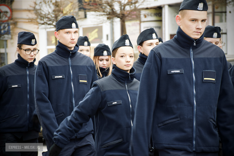 Uroczystość ślubowania kadetów klasy mundurowej w Zespole Szkół Ponadpodstawowych w Ziębicach
