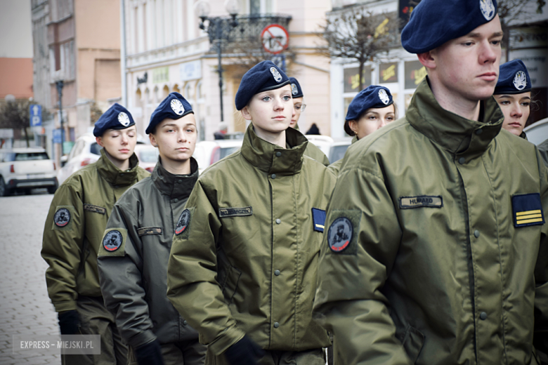 Uroczystość ślubowania kadetów klasy mundurowej w Zespole Szkół Ponadpodstawowych w Ziębicach
