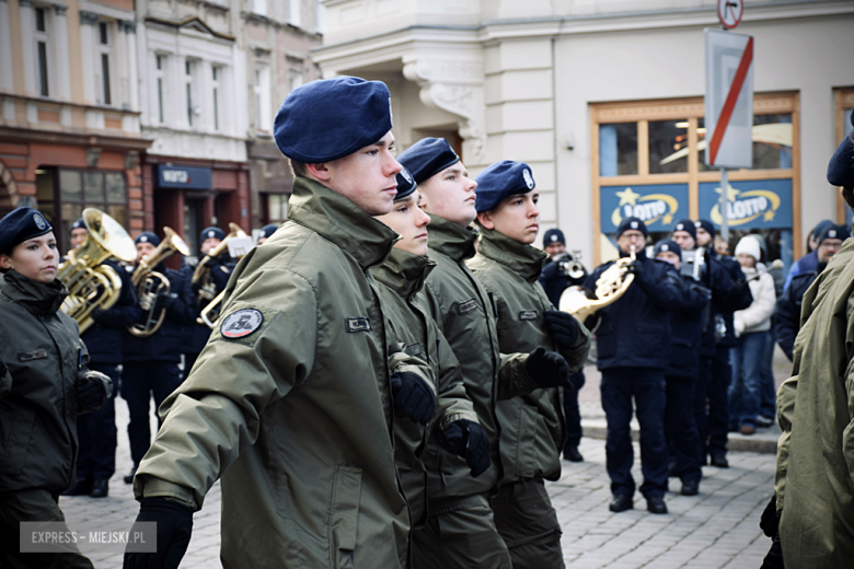 Uroczystość ślubowania kadetów klasy mundurowej w Zespole Szkół Ponadpodstawowych w Ziębicach