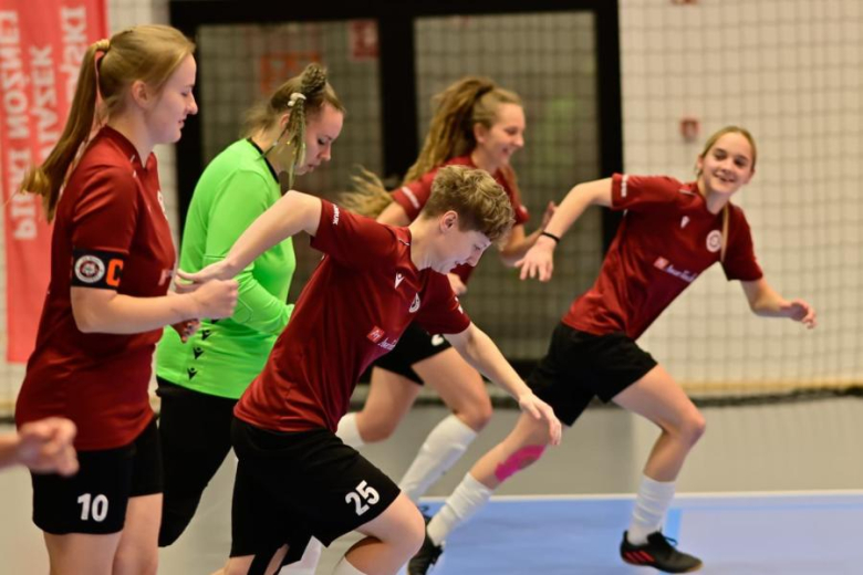 Eliminacje do Dolnośląskiego Pucharu Polski w Futsalu Kobiet rozegrane w Ziębicach