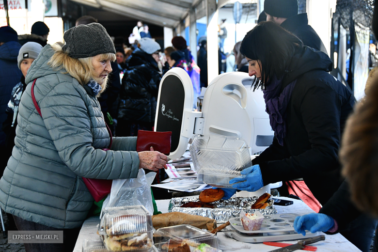 Mikołajkowy Jarmark Bożonarodzeniowy w Ząbkowicach Śląskich