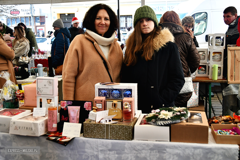 Mikołajkowy Jarmark Bożonarodzeniowy w Ząbkowicach Śląskich