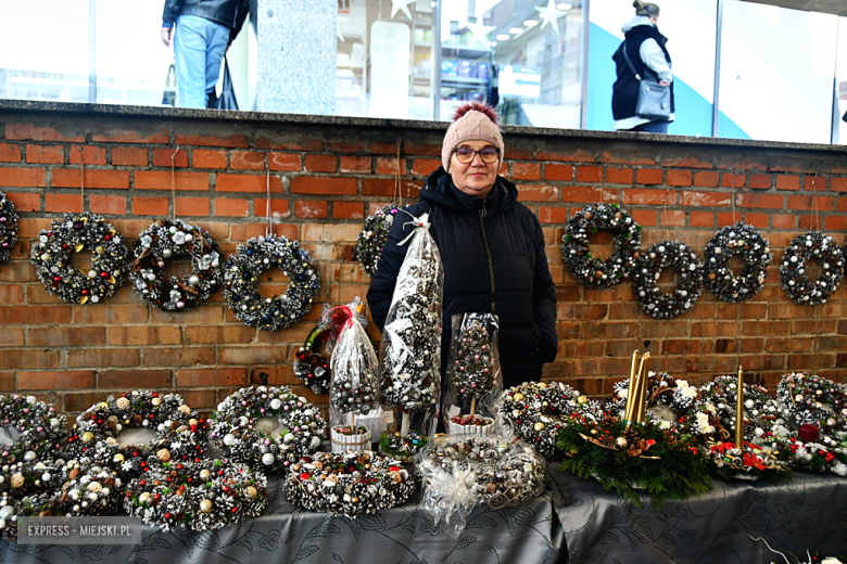 Mikołajkowy Jarmark Bożonarodzeniowy w Ząbkowicach Śląskich