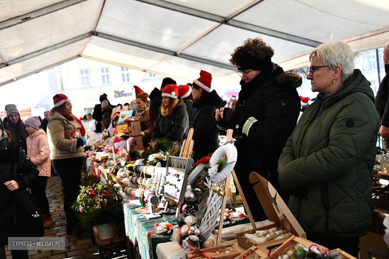 Mikołajkowy Jarmark Bożonarodzeniowy w Ząbkowicach Śląskich