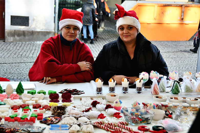Mikołajkowy Jarmark Bożonarodzeniowy w Ząbkowicach Śląskich