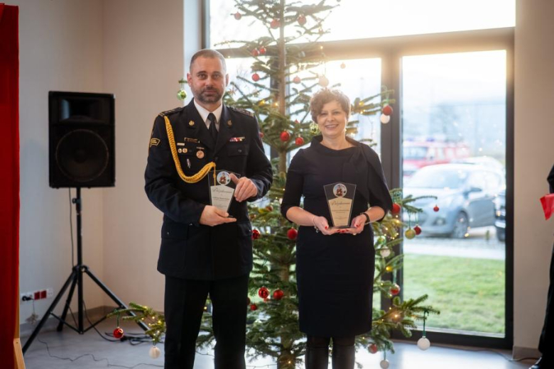 80-lecie Ochotniczych Straży Pożarnych w Gminie Stoszowice oraz przekazanie samochodów dla OSP