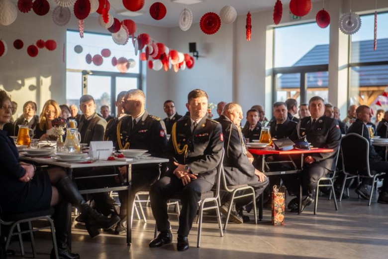 80-lecie Ochotniczych Straży Pożarnych w Gminie Stoszowice oraz przekazanie samochodów dla OSP