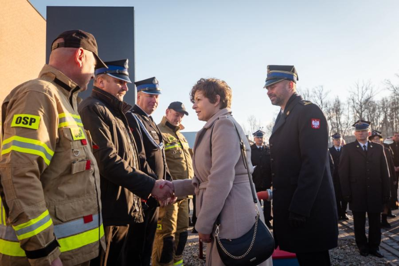 80-lecie Ochotniczych Straży Pożarnych w Gminie Stoszowice oraz przekazanie samochodów dla OSP