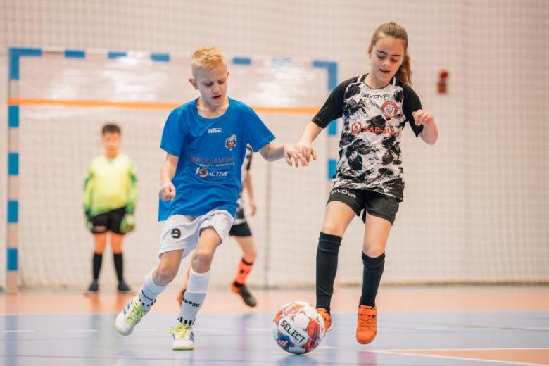 Sportowe emocje na rozpoczęcie roku. „Pozytywnie Zakręceni Cup” w Ziębicach