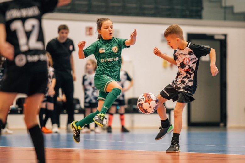 	Sportowe emocje na rozpoczęcie roku. „Pozytywnie Zakręceni Cup” w Ziębicach