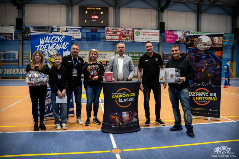 Lokalne drużyny pokazały wielkie serca - turniej charytatywny Orzeł Cup 2026! Gospodarze najlepsi