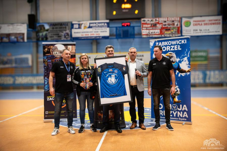 Lokalne drużyny pokazały wielkie serca - turniej charytatywny Orzeł Cup 2026! Gospodarze najlepsi