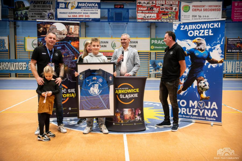 Lokalne drużyny pokazały wielkie serca - turniej charytatywny Orzeł Cup 2026! Gospodarze najlepsi