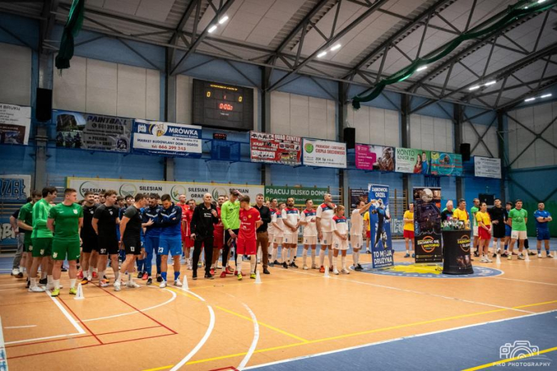 Lokalne drużyny pokazały wielkie serca - turniej charytatywny Orzeł Cup 2026! Gospodarze najlepsi