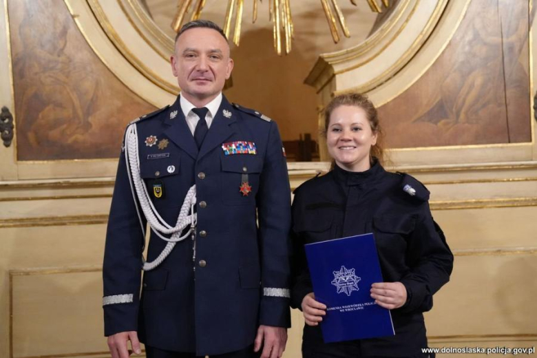 Uroczyste ślubowanie nowych policjantów we wrocławskim Oratorium Marianum