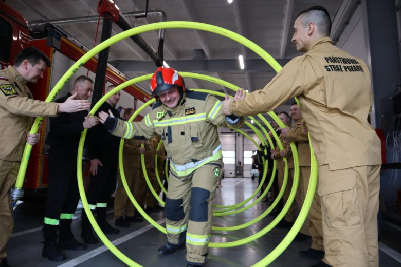Pożegnanie z mundurem. St. bryg. Krzysztof Welcz kończy służbę po 32 latach w PSP Ząbkowice Śląskie