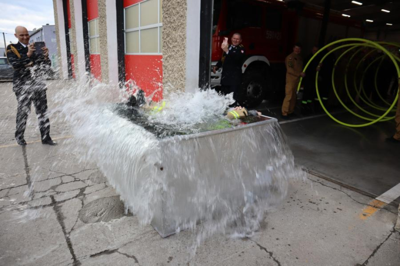 Pożegnanie z mundurem. St. bryg. Krzysztof Welcz kończy służbę po 32 latach w PSP Ząbkowice Śląskie