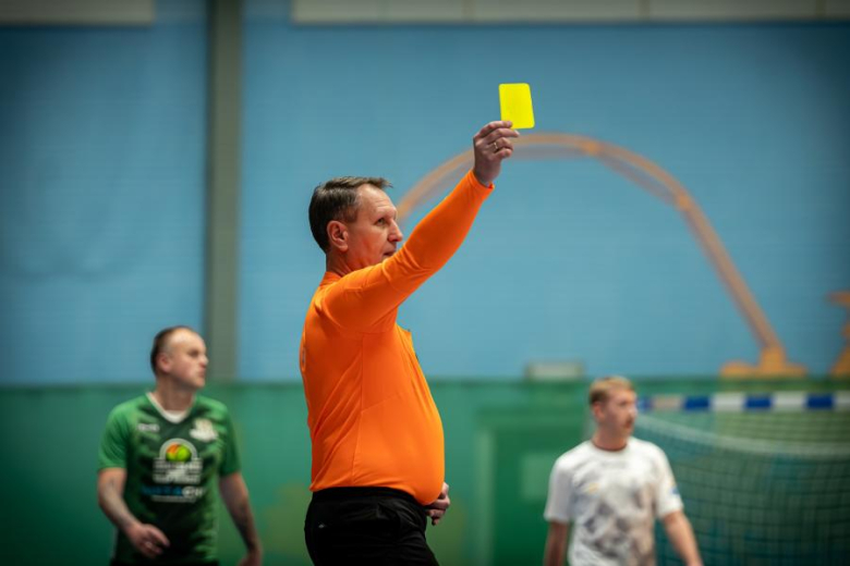 Ząbkowicka Liga Futsalu wkroczyła w decydującą fazę. Znamy cztery ekipy, które zawalczą o mistrza