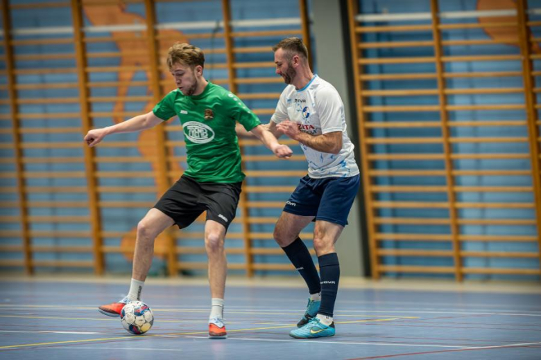 Ząbkowicka Liga Futsalu wkroczyła w decydującą fazę. Znamy cztery ekipy, które zawalczą o mistrza