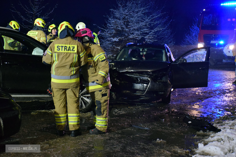 Zderzenie BYD oraz audi w Kamieńcu Ząbkowickim [foto]