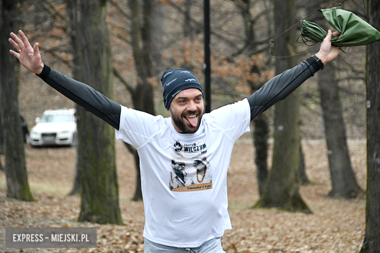 Bieg „Tropem Wilczym” w Kamieńcu Ząbkowickim. Uczczono pamięć Żołnierzy Wyklętych