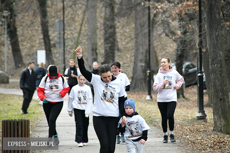 Bieg „Tropem Wilczym” w Kamieńcu Ząbkowickim. Uczczono pamięć Żołnierzy Wyklętych