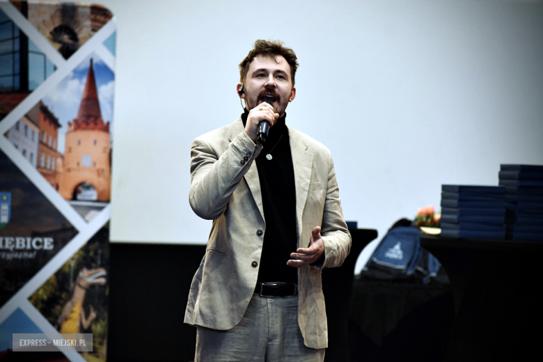 Gminna Gala Sportu w Ziębicach. Wręczono nagrody dla sportowców, drużyn, działaczy i trenerów