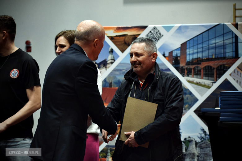 Gminna Gala Sportu w Ziębicach. Wręczono nagrody dla sportowców, drużyn, działaczy i trenerów